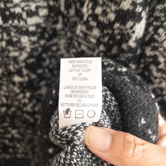 WILDFOX Wool Alpaca Blend Pullover Sweater Size Small - Picture 8 of 9